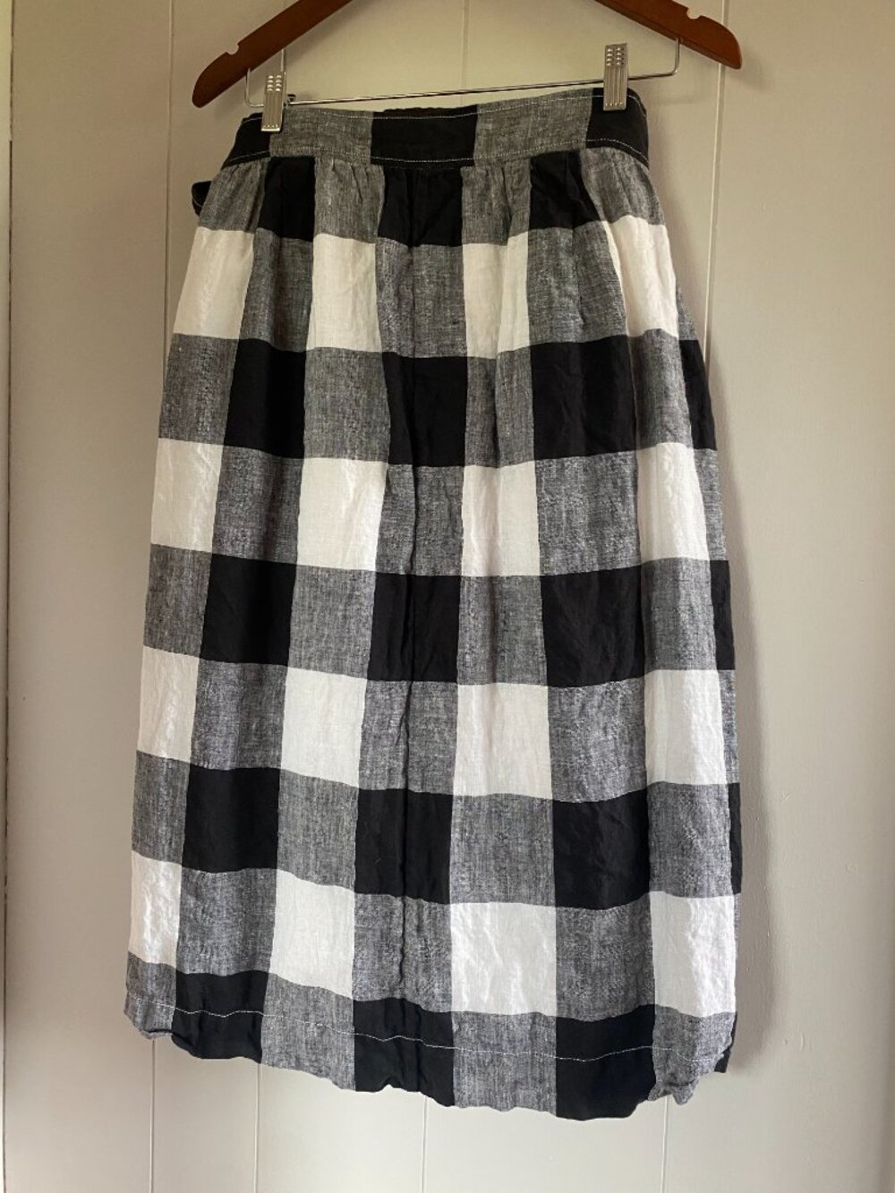 Everlane Linen Wrap Skirt - Picture 4 of 8